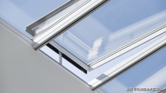 <strong>铺设上下水管道及热力网</strong>